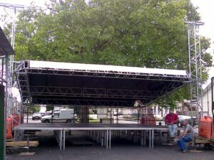 Gril Technique "FL Structures" couvert, 8 x 6 m